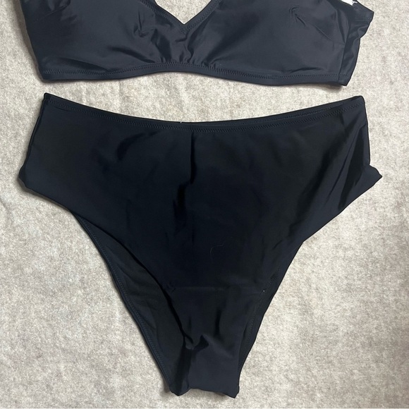 Aerie 2 Piece Bikini Set Scoop Padded Top Cheeky Bottoms XL Black Swimwear NWT - Picture 2 of 8